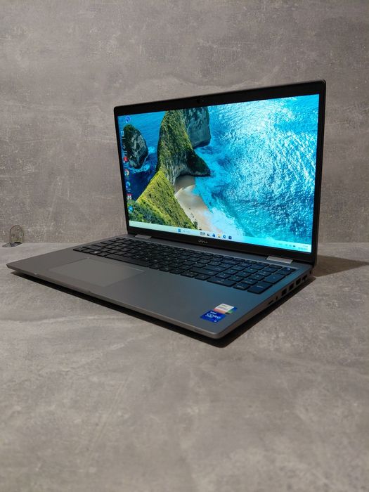 Dell 5520/I5-1145G7/DDR-16/SSDM2-500/Відеокарта IRIS