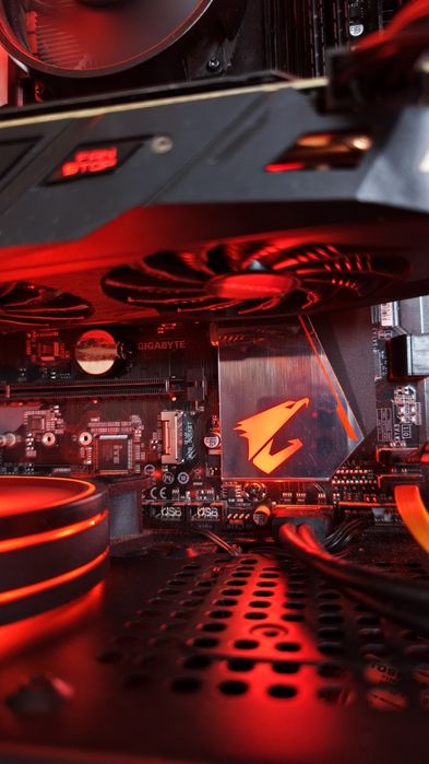 Komputer stacjonarny gamingowy AORUS 16gb RAM, ryzen 5, rx570, ARGB