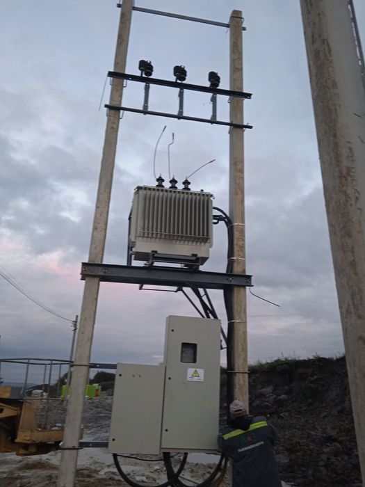 Електромонтажні послуги на висоті, кабеля, світильники, лампи