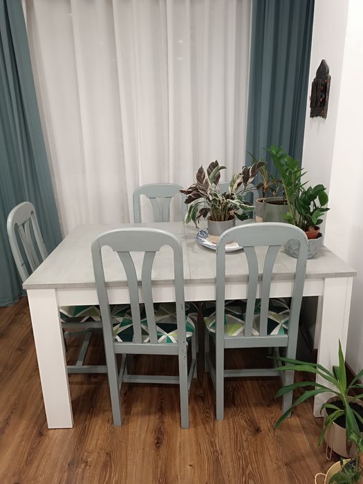 Mesa de jantar extensível