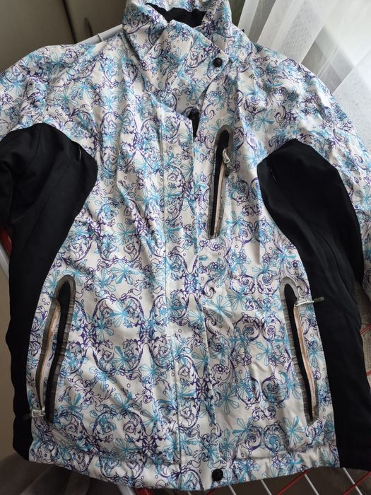 Лижна фірмова куртка фірми Rossignol