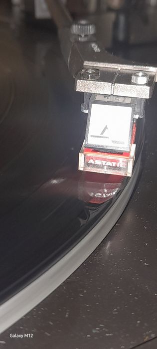 Ресівер ONKYO  Супер звук,качество збірки на високому рівні. Ресиве