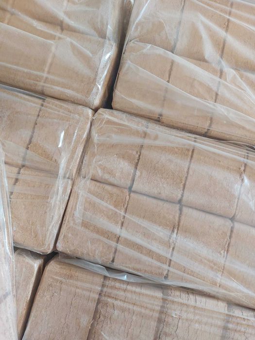 Brykiet Bukowy 100% RUF / PRODUCENT BRYKIET.EU