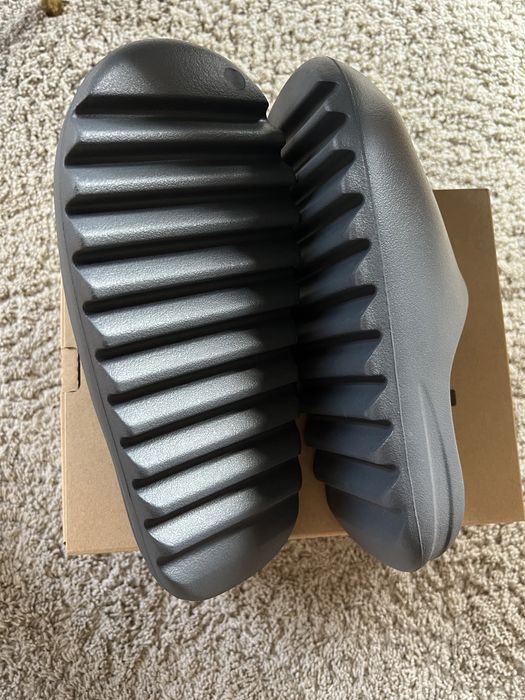 Yeezy YZY Slides Slate Marine 44 1/2