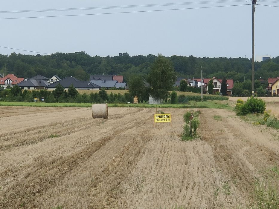 * Działka Kleszczów Żory 1000 m²  2.5 km od centrum
