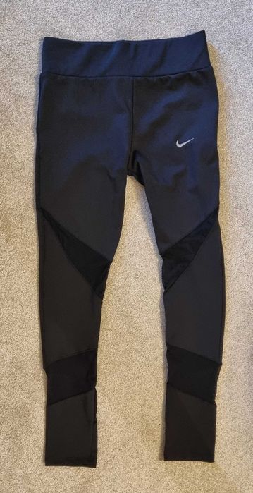 Спортивні легінси Nike
