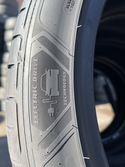 215/45/R20 (літо) GoodYear EffcientGrip Performance ElectricDrive