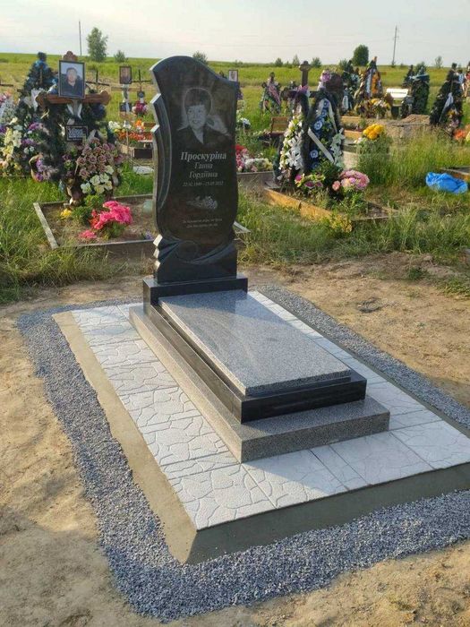 Виготовлення та встановлення пам'ятників