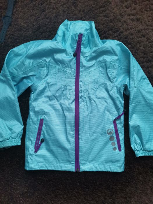 Ветровка для девочки