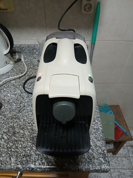 Máquina café Delta