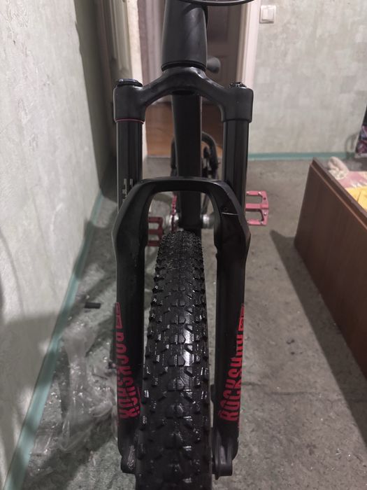Вилка Rockshox revelation 29 RC Debon air 150mm 35