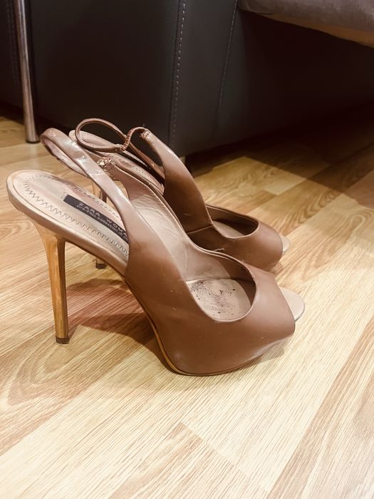 каблуки бежевые