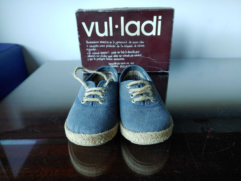 Sapatos formal criança, tamanho 25 NOVO!