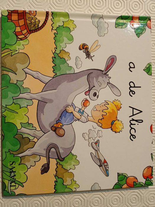 Livros infanto juvenis 1,5€ cada