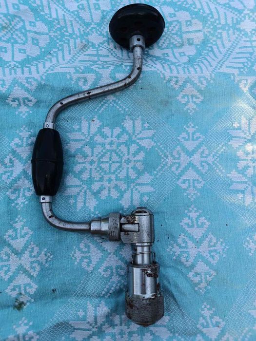 Продам ручную дрель