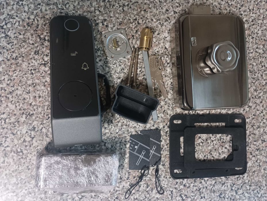 fechadura com abertura por código ou impressao digital