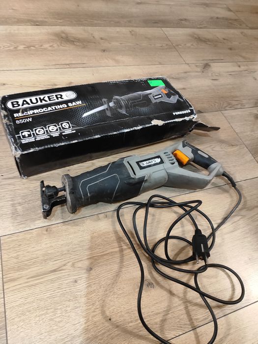 Piła szablasta Bauker 850wat