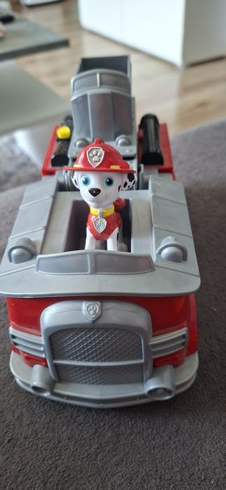 Pojazd z psiego patrolu+gratis