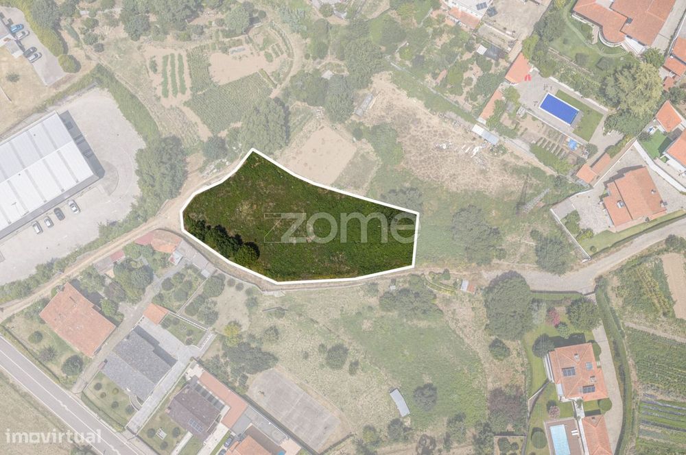 Terreno com 1490m2, Gondomar