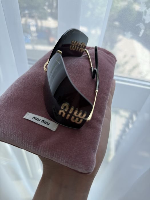 Окуляри жіночі міу міу