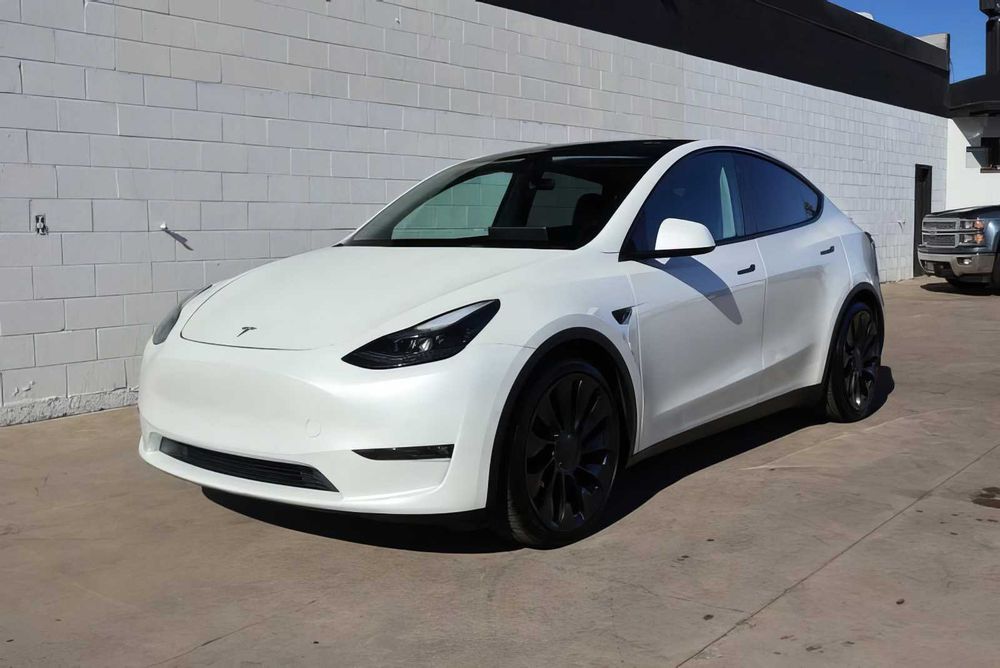 Tesla Model Y Performance      2022