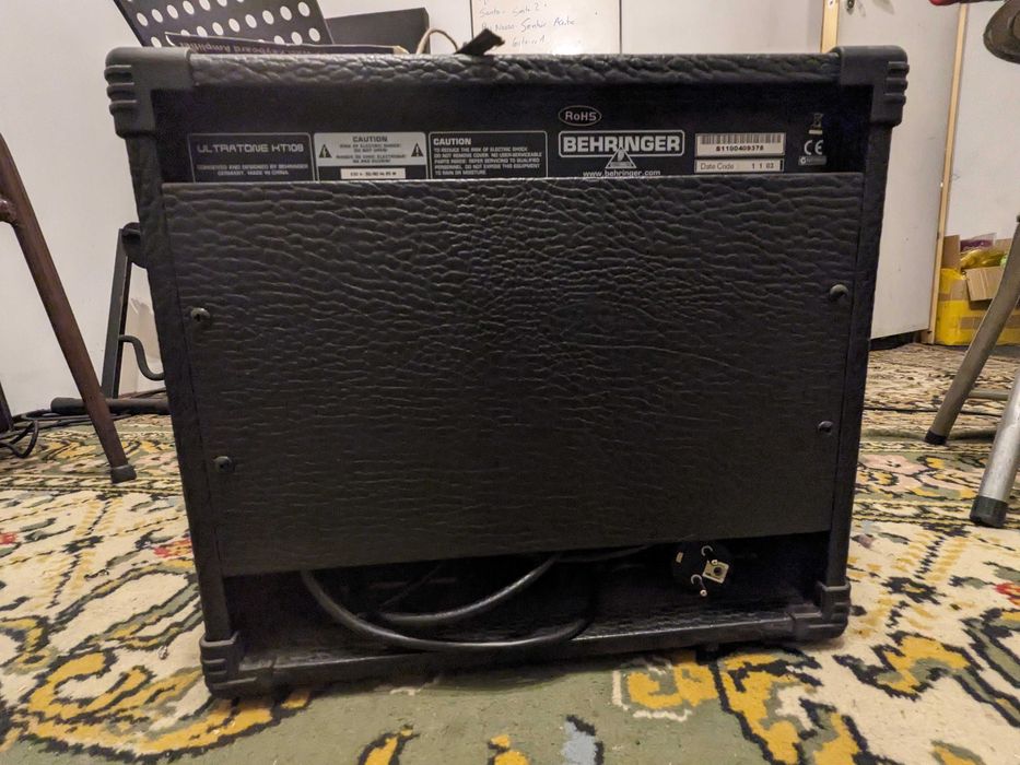 Amplificador de teclado / Guitarra elétrica