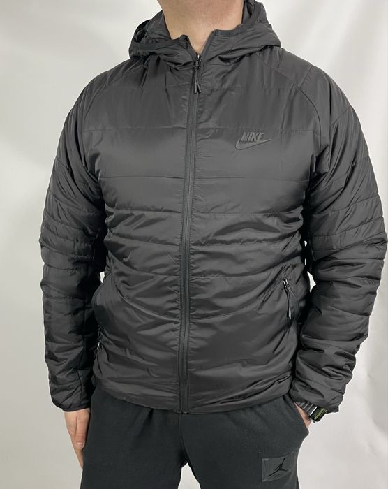 Ветровка мужская демисезон с капюшоном в топ качестве производ Китай