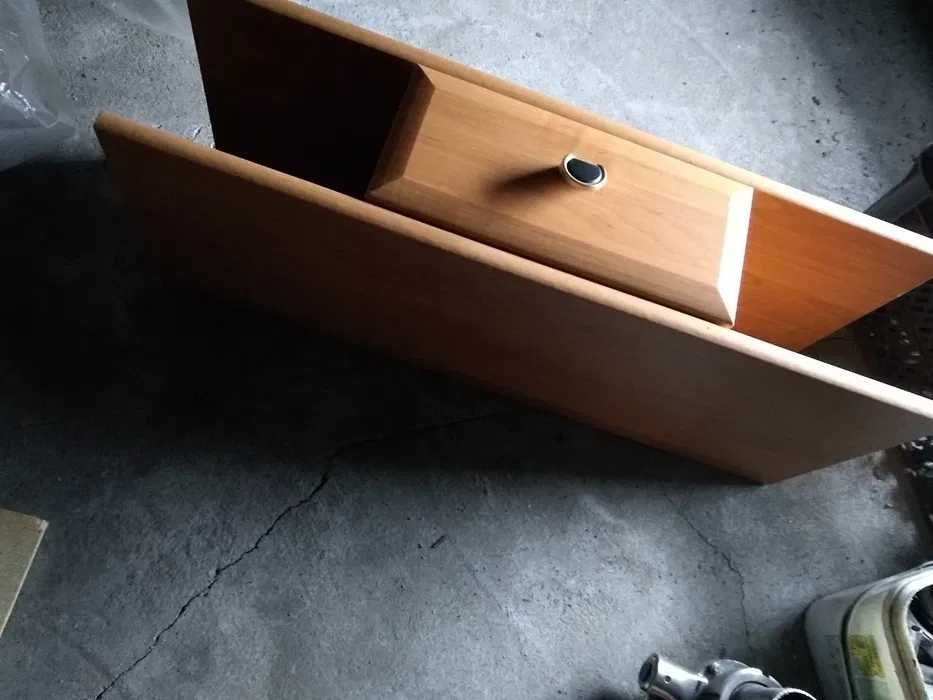 sprzedam używane półki kolor olcha