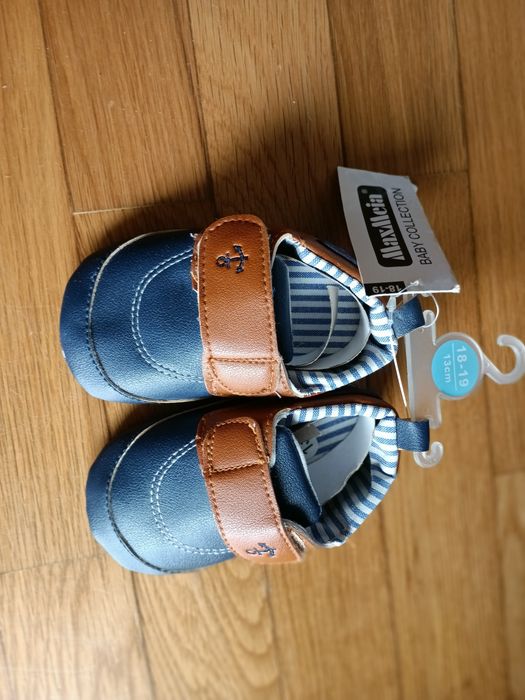 New Baby Shoes, Size 13