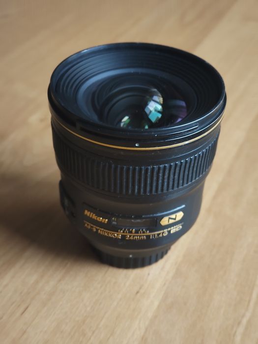 Об’єктив Nikon 24mm 1.4