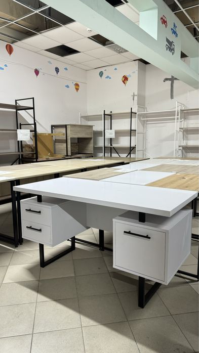 РоЗпРоДаж Столи Лофт нові