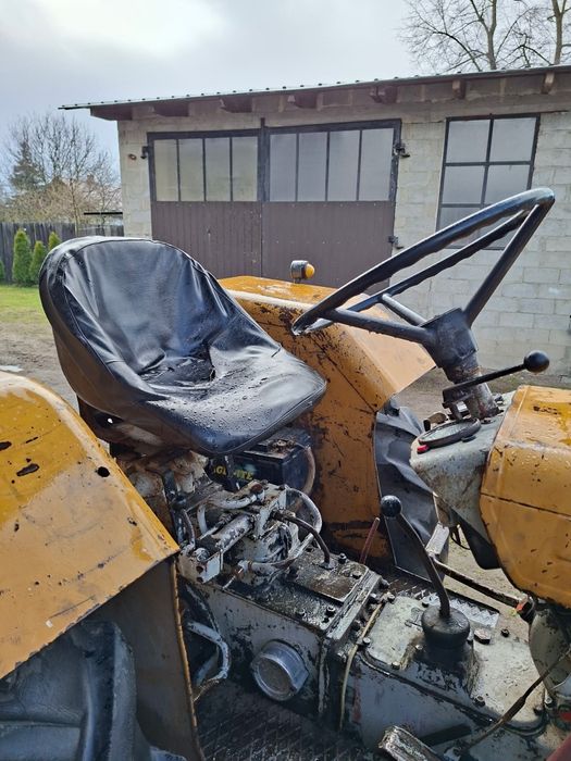 Ciągnik Ursus C-330