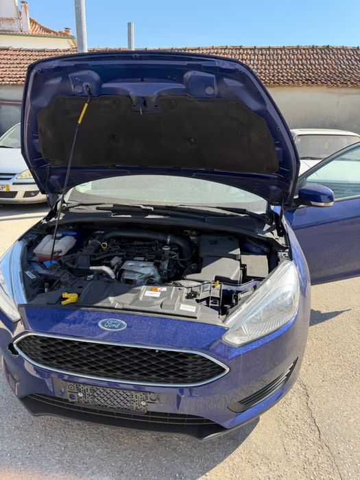 Ford Focus 1.0 EcoBoost - Para Peças ou Reparação (Motor Avariado) — photo 2