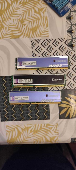 kingston hyperx black ddr3 4 gb + 2x hyperx blu ddr3 2 gb ram