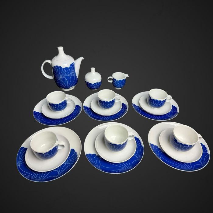 Serwis na 6os Rosenthal Studio-Line Karangel kobaltowe kwiaty B4/8241