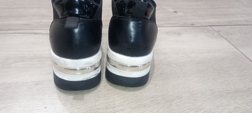 Buty wsuwane sportowe Venice 42