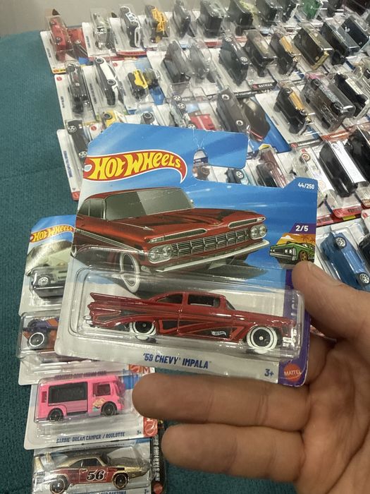 Hot Wheels varios