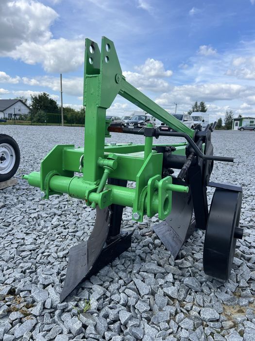 Плуг навісний двокорпусний 2-30 см