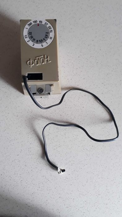 Lampa błyskowa Foton prod. ZSRR z futerałem
