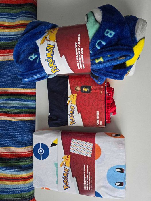 Pokemon piżama + koc + prześcieradło