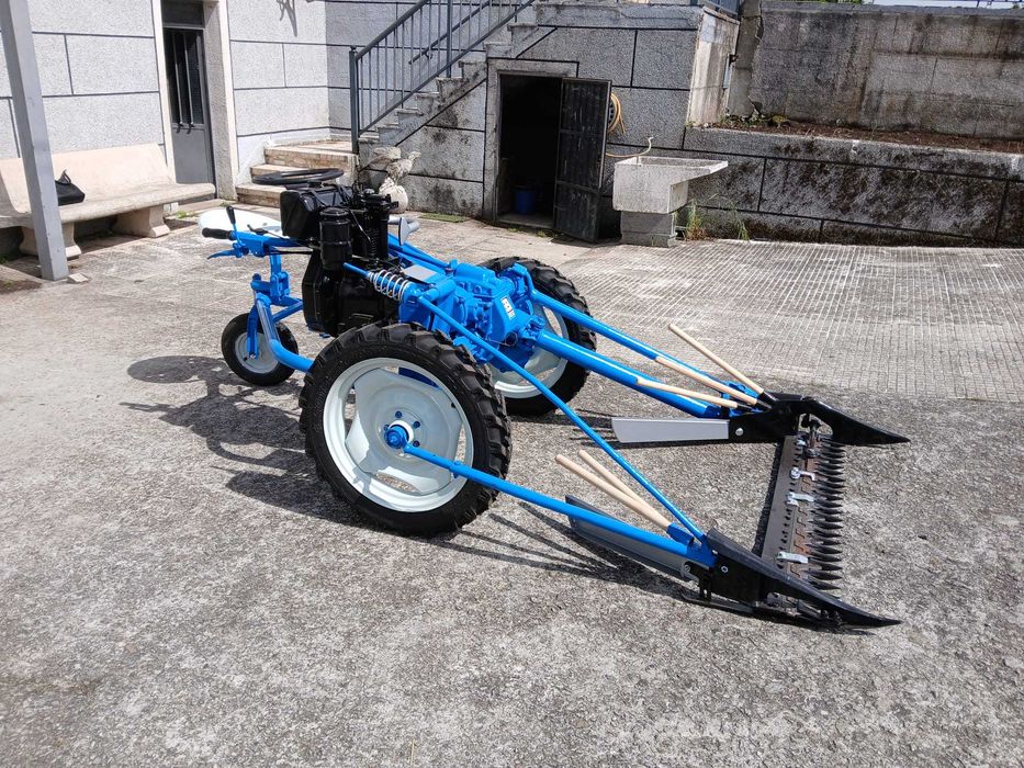Segadeira ceifeira gadanheira BERTOLINI 124D motor Lombardini