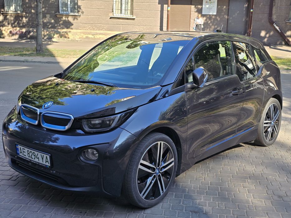 BMW i3, комплектація максимальна