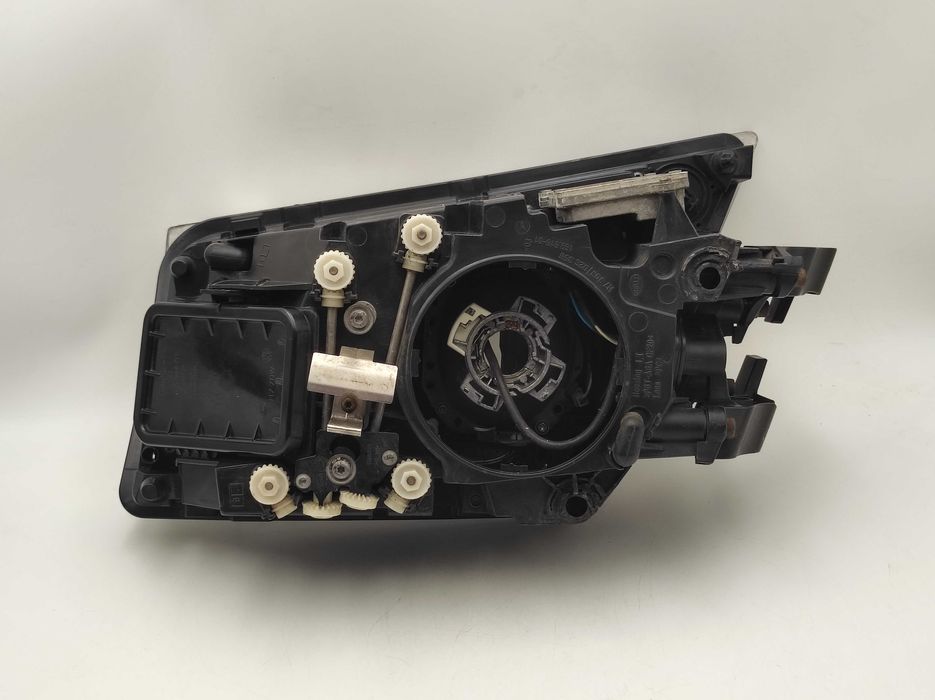 Volvo FH13 13 Lampa Przednia Lewa Reflektor Bi- Xenon Oryginał Europa