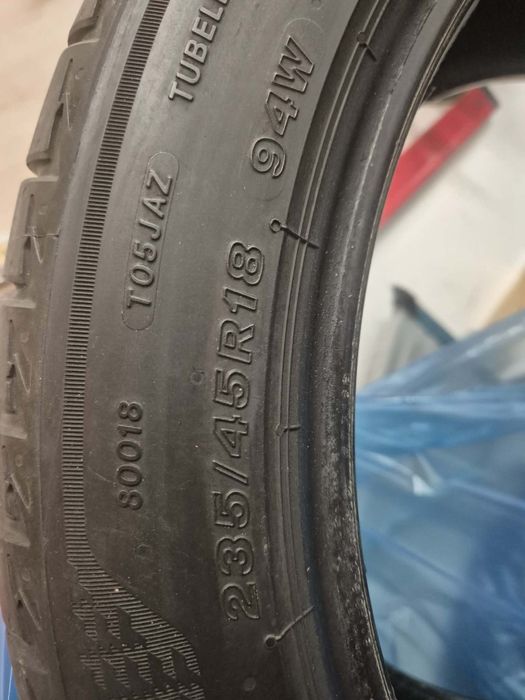 Opony brdgestone tyrania 235/45/r18 94w