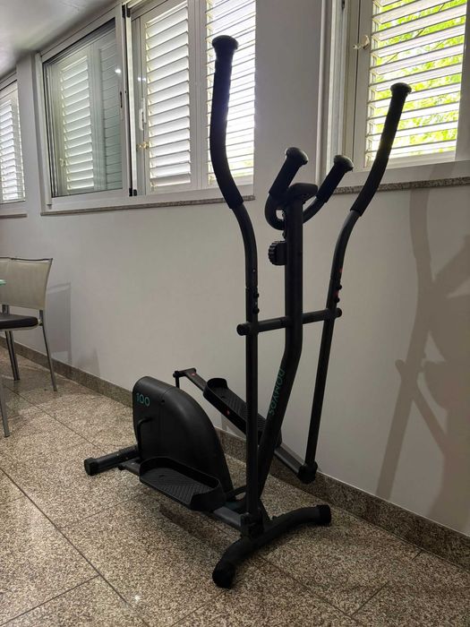 Bicicleta elitica Domyos