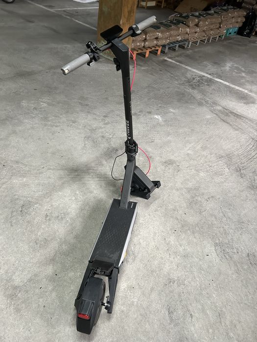 Trotinete elétrica NAVEE S40