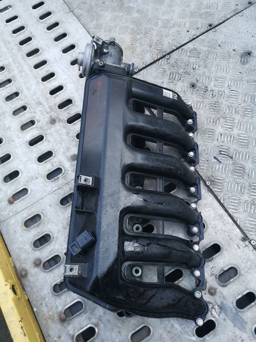 BMW E83 X3 E60 E90 lift M57 218km kolektor ssący