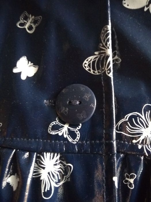 Płaszczyk przeciwdeszczowy Early Days na 6 - 12 miesięcy