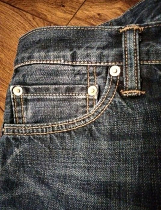 Джинсы Levis 504  . Оригинал
