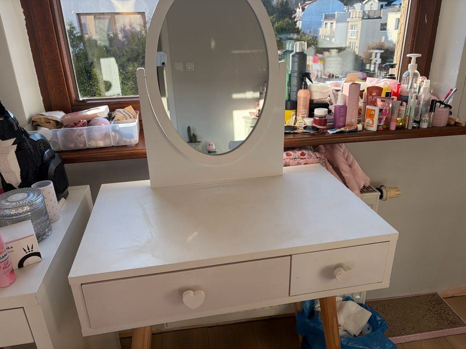 Toaletka dla dziewczynki